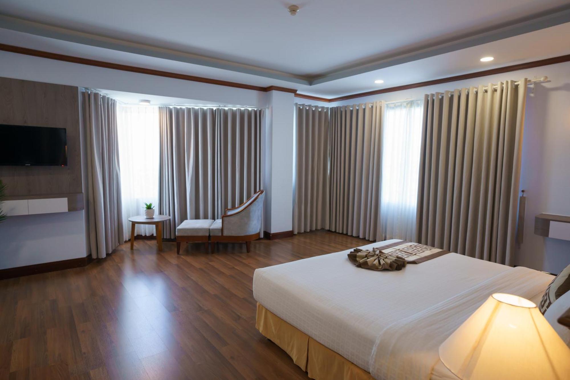 Saigon - Ninh Chu Hotel & Resort Phan Rang Luaran gambar
