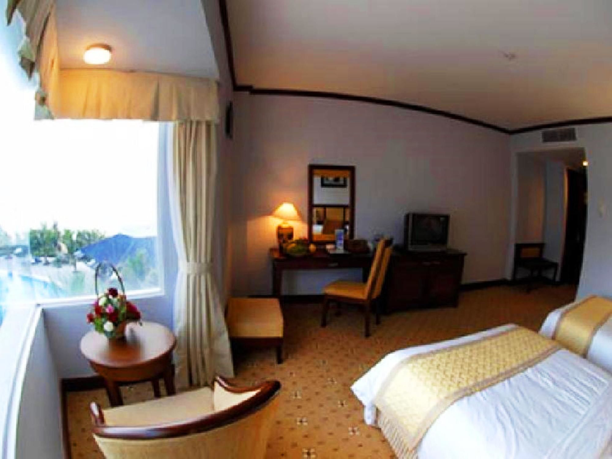 Saigon - Ninh Chu Hotel & Resort Phan Rang Luaran gambar